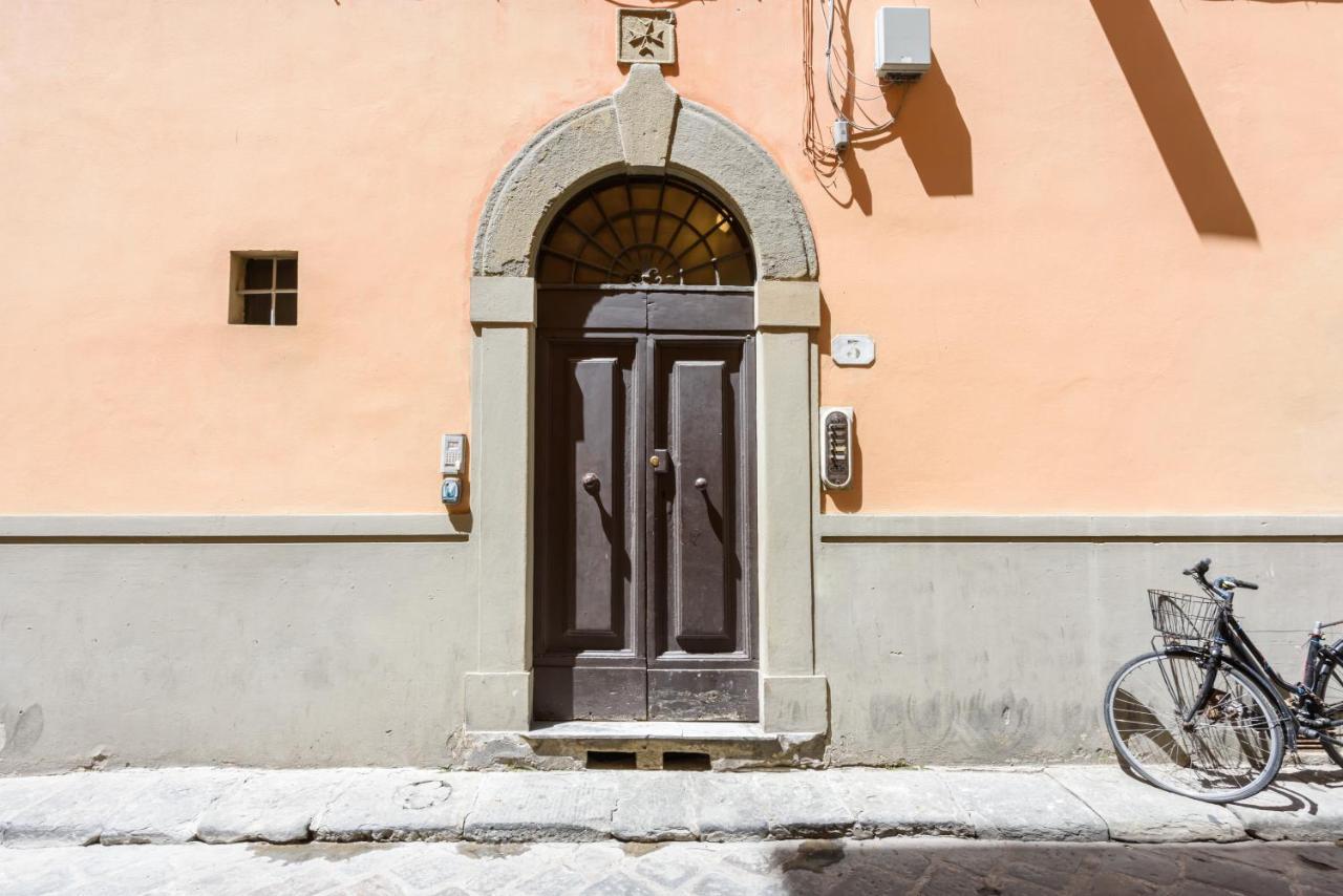 Santa Croce Top By Mmega Firenze Bagian luar foto